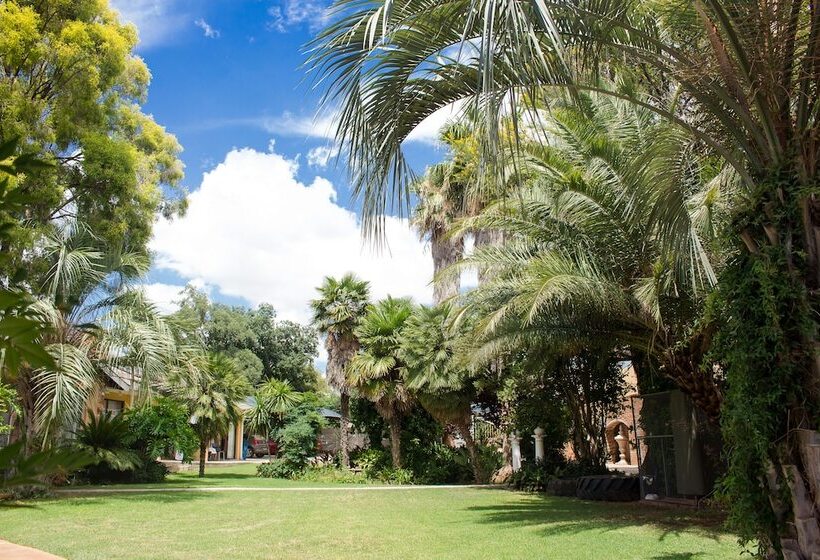 פנסיון Gemstone Guest House