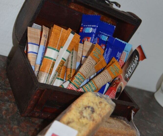 פנסיון Gemstone Guest House