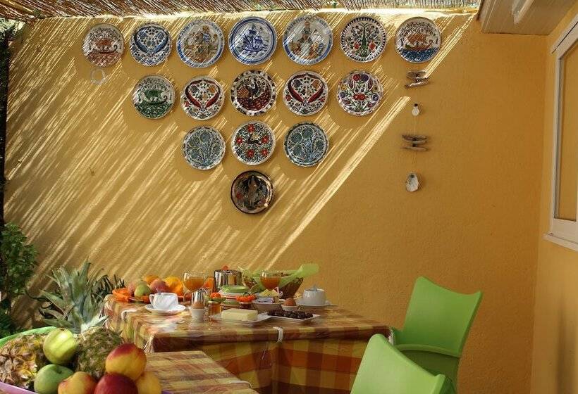 Пансион Georgia Old Town Apartments