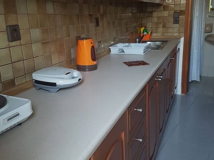 Пансион Georgia Old Town Apartments