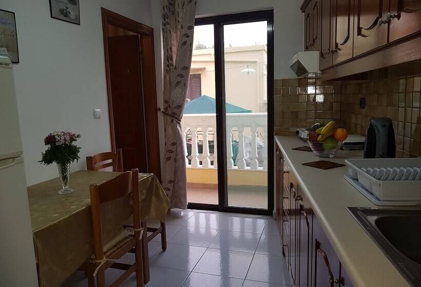 Пансион Georgia Old Town Apartments