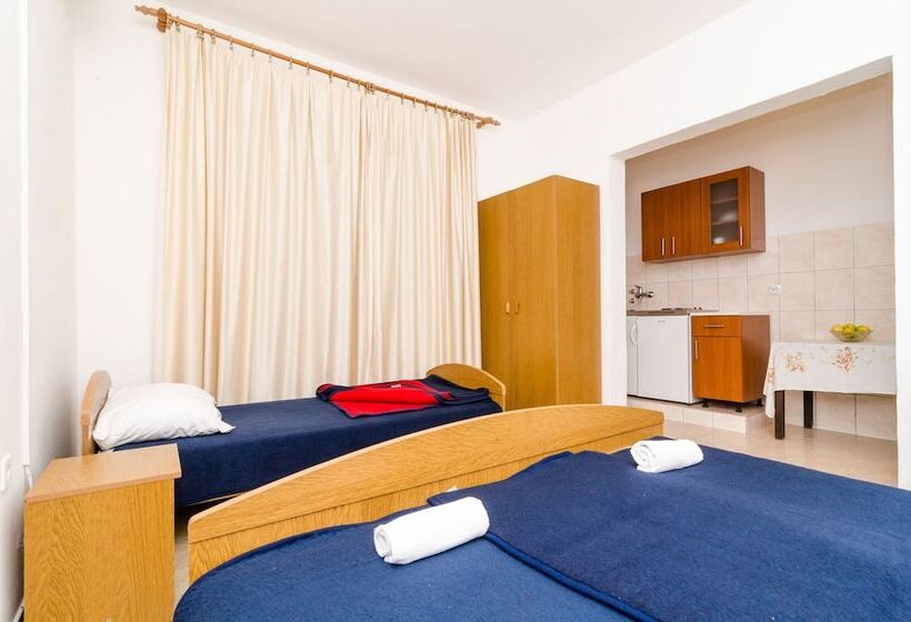 بنسيون Guest House Kiko