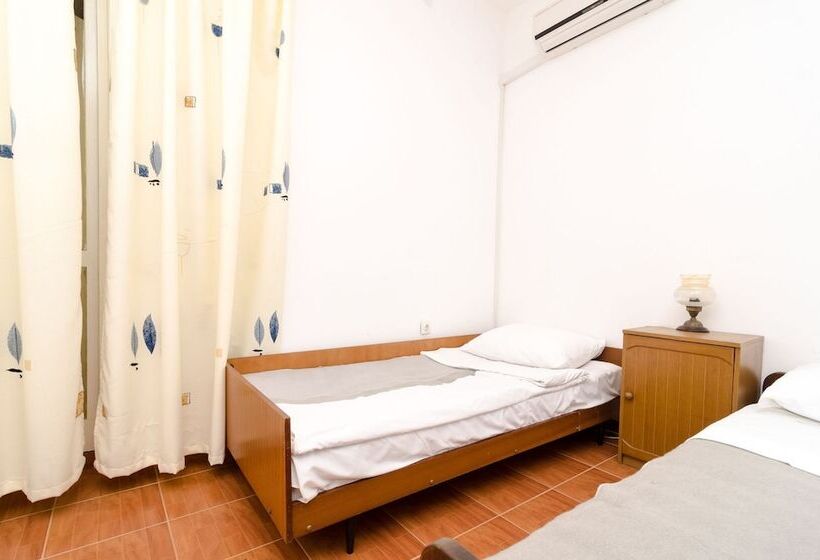 פנסיון Guest House Kiko