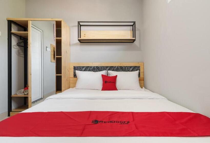 膳宿费 Reddoorz Near Plaza Atrium Senen