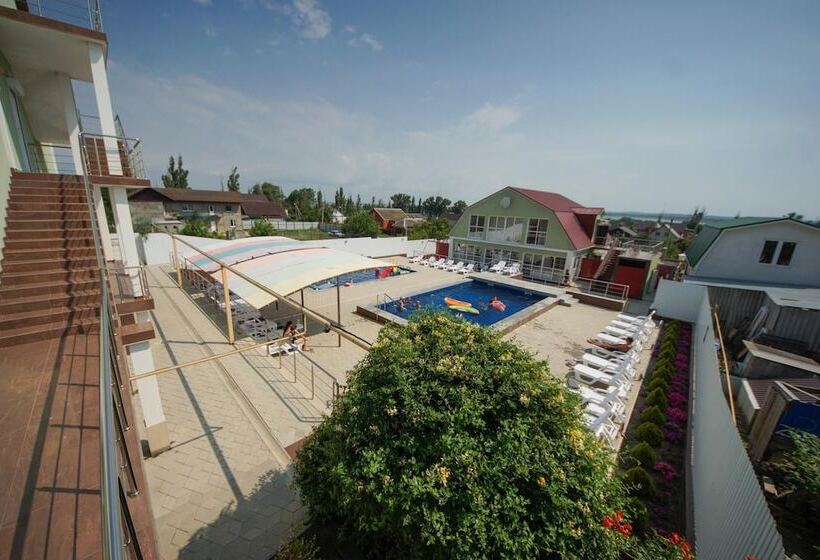 استراحتگاه Tri Morya