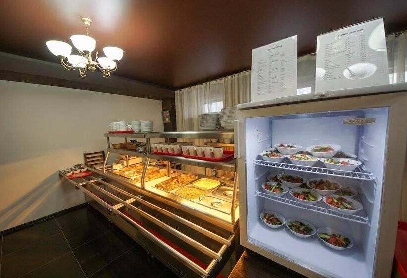 استراحتگاه Tri Morya