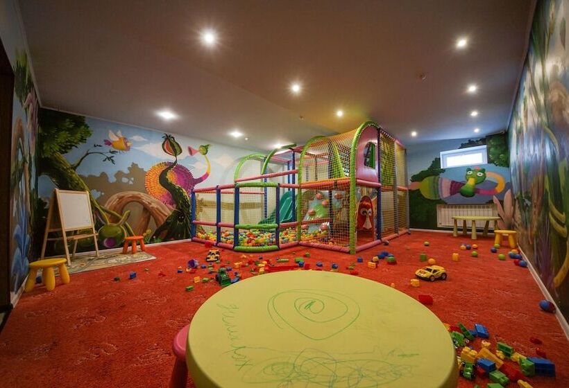 استراحتگاه Tri Morya