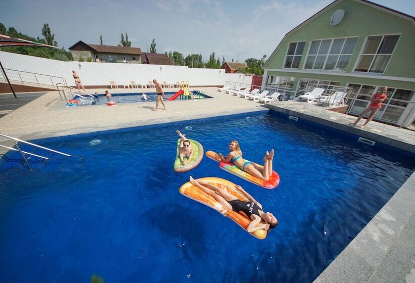 استراحتگاه Tri Morya