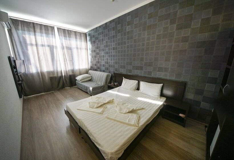 استراحتگاه Tri Morya