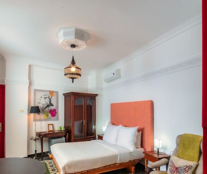 ریاض Ryad A&b Sarai