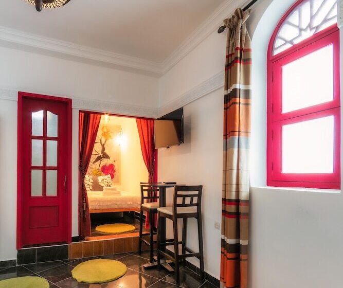 ریاض Ryad A&b Sarai