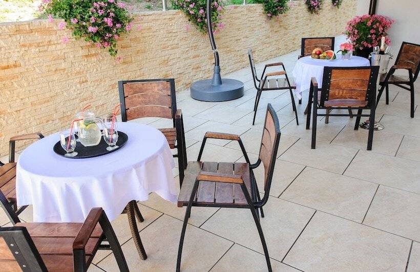 هتل Teodorka Med & Spa