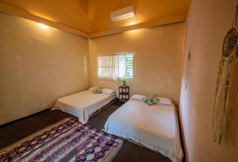 El Castillo Del Marques By Biscanna Hostels