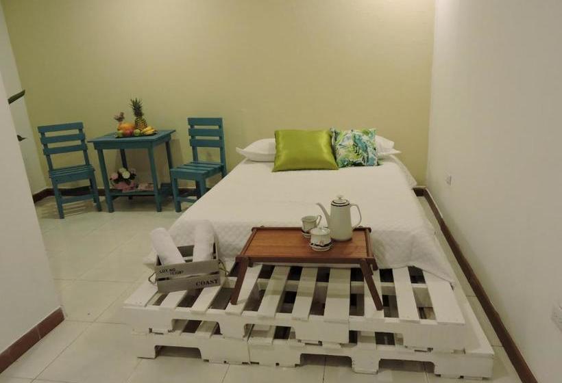 El Castillo Del Marques By Biscanna Hostels