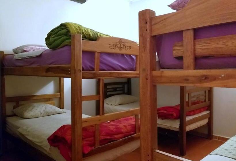 호스텔 Republika Divanga