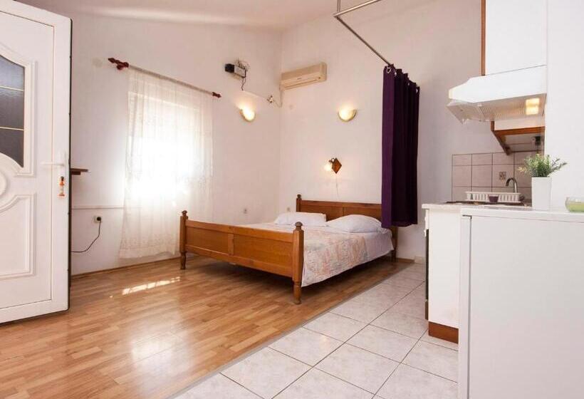 Apartments škarpa 1601