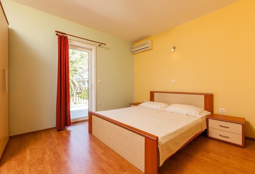 Apartments Mirko Duce