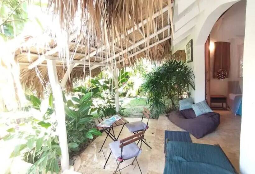 تختخواب و صبحانه Casa Picaflor