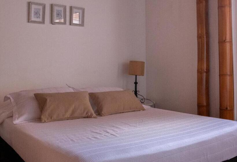 تختخواب و صبحانه Finca Hotel Santana