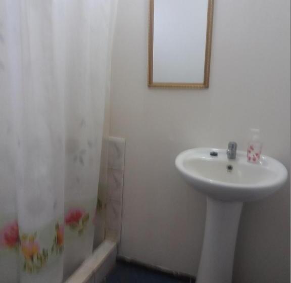 여관 Cabañas Vai Hinaaro