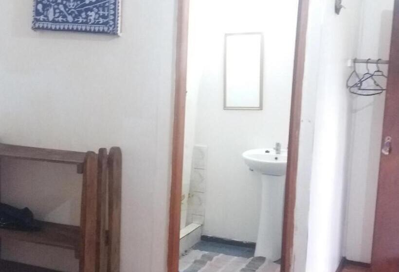 여관 Cabañas Vai Hinaaro