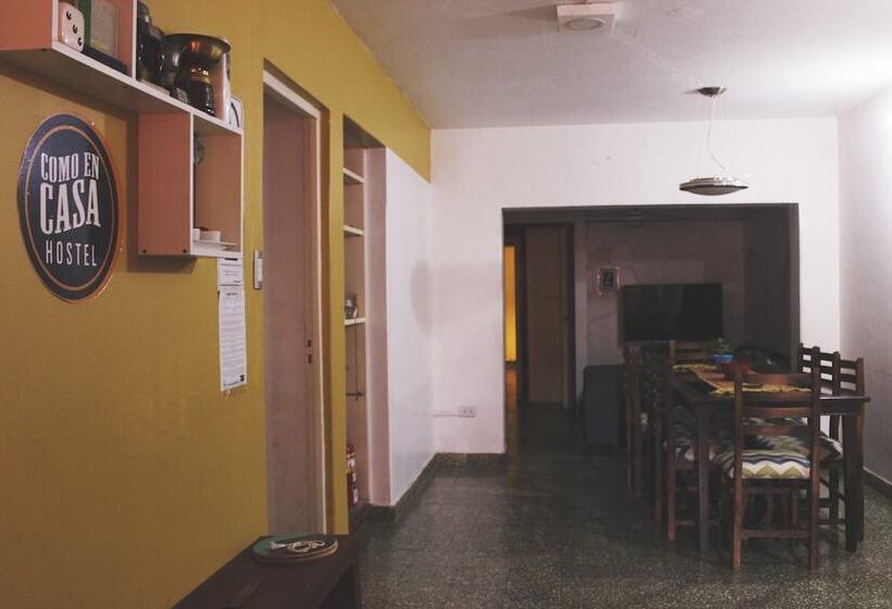Como En Casa Hostel