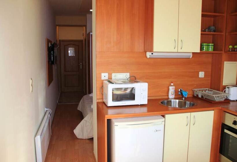 Eagle Rock Holiday Apartments