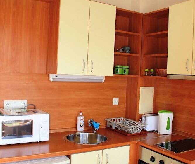 Eagle Rock Holiday Apartments