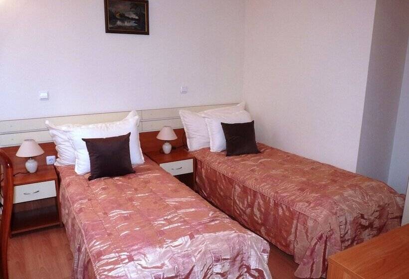 Eagle Rock Holiday Apartments