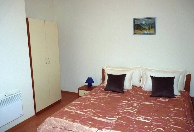 Eagle Rock Holiday Apartments