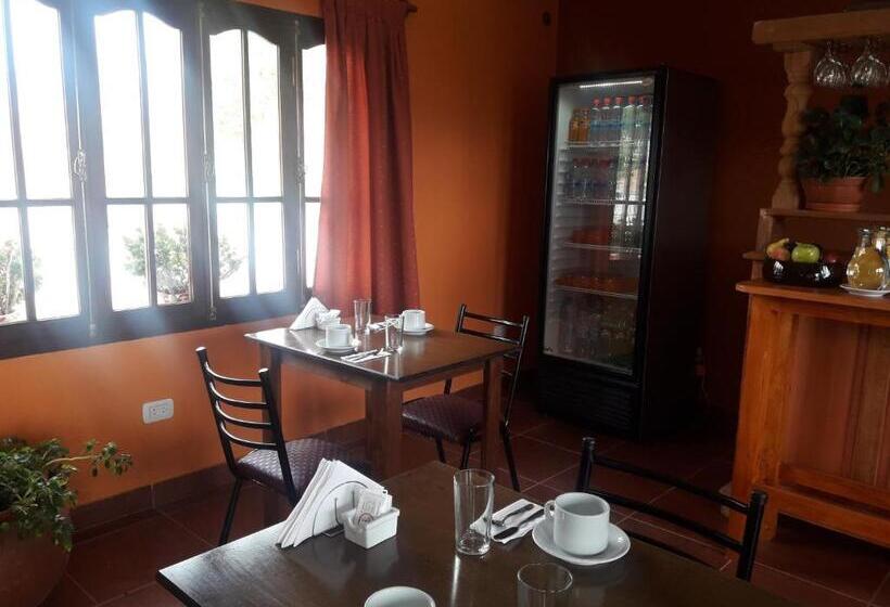 مسافرخانه Alto Del Valle Cafayate