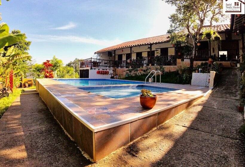 Hostal Santa Mónica