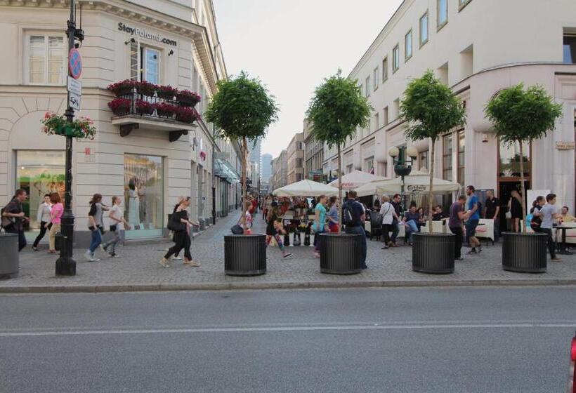 هاستل Chmielna 5 Rooms & Apartments