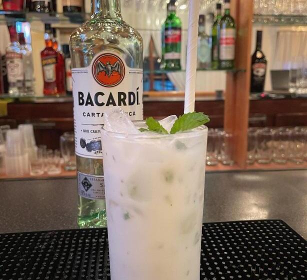 호텔 Aguila Blanca