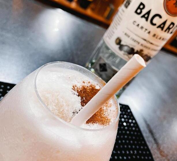 هتل Aguila Blanca