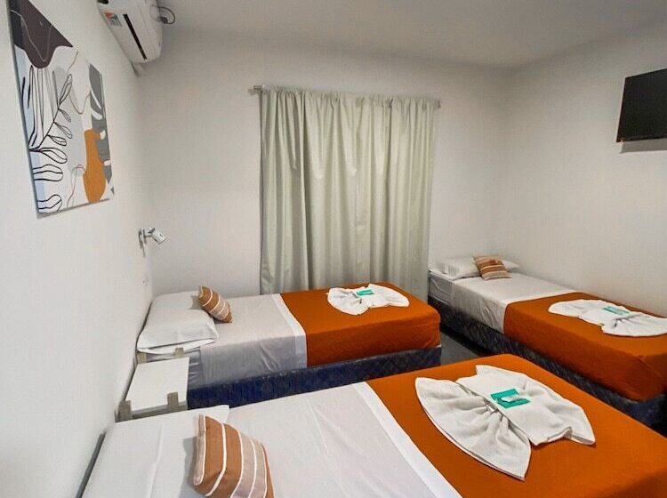 هتل Aguila Blanca