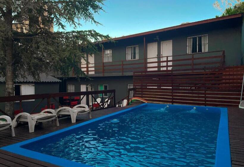 هتل Aguila Blanca