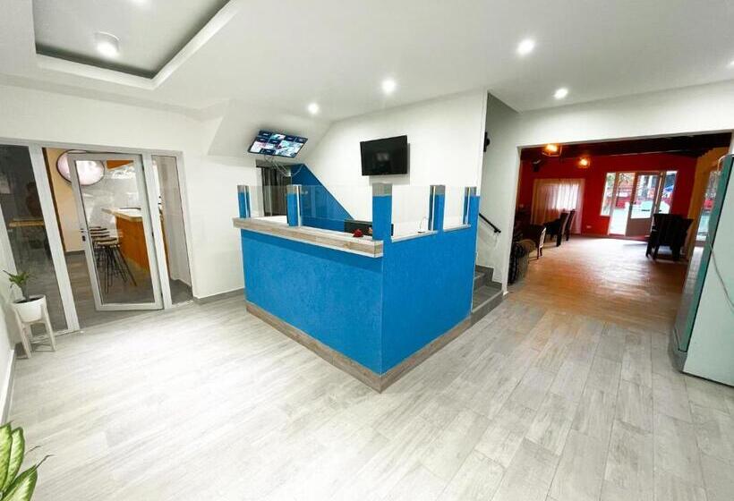 호텔 Aguila Blanca