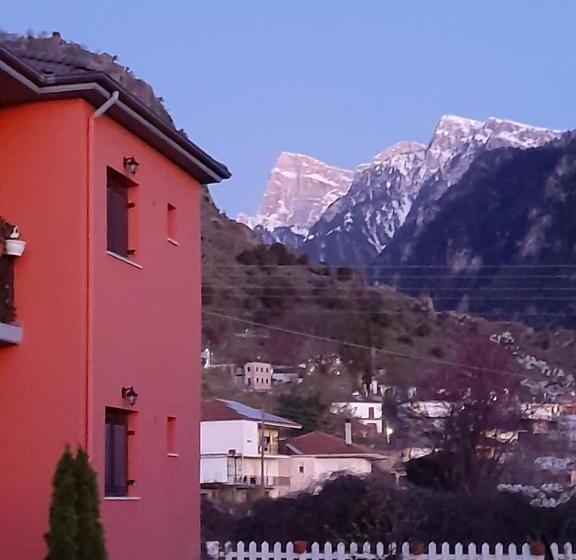 בית מלון כפרי Artemis Apartments