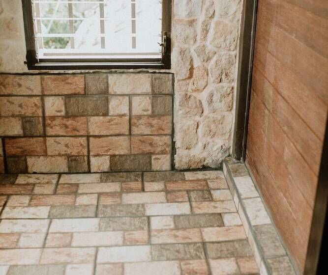 בית מלון כפרי Castillo Tambor Resort & Restaurant