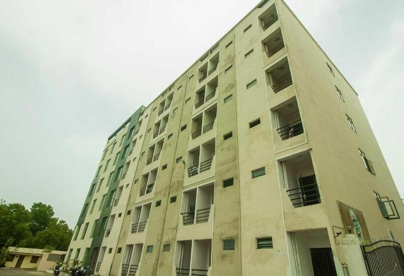 فندق Collection O Govinda Sai