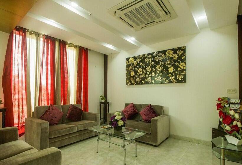 فندق Collection O Govinda Sai