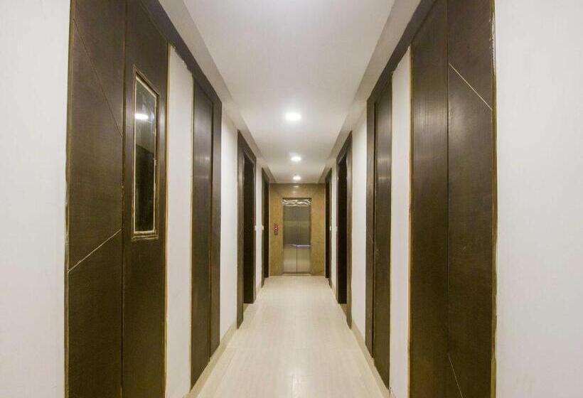 فندق Collection O Govinda Sai