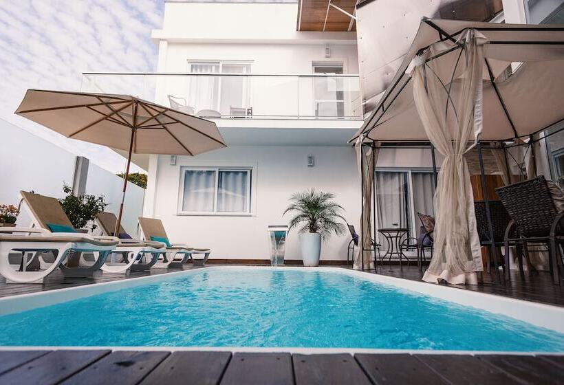 هتل La Plage Residence