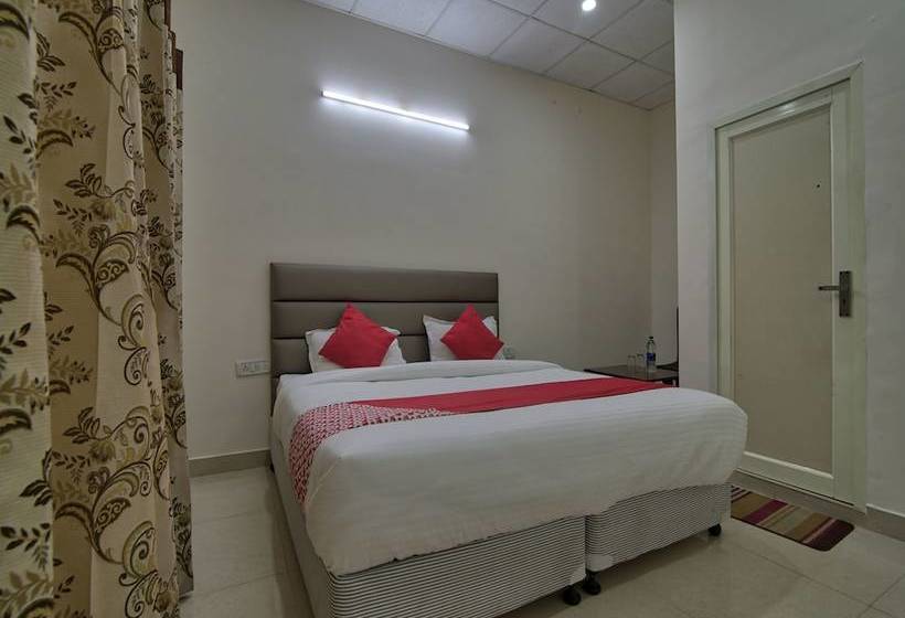 호텔 Lake View By Oyo Rooms