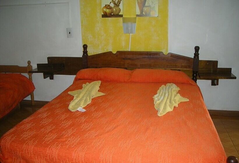 ホテル Residencial Amigos