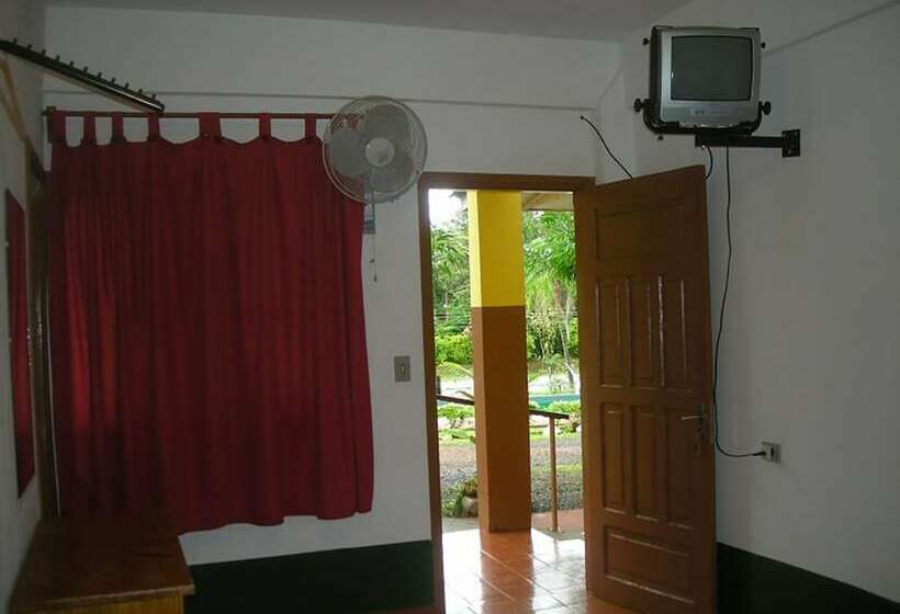 ホテル Residencial Amigos