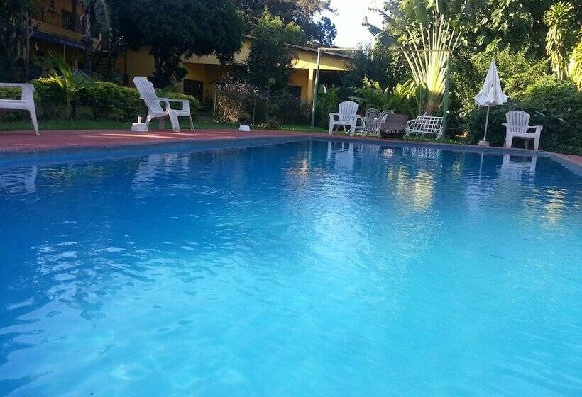 ホテル Residencial Amigos