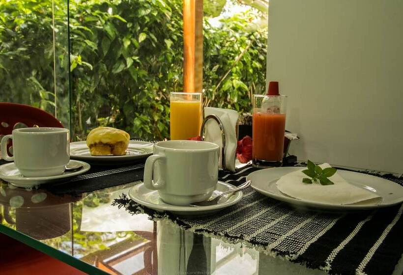 ホテル Pousada Marina