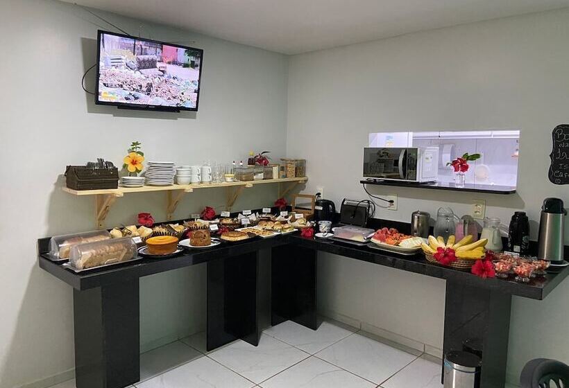 ホテル Pousada Marina